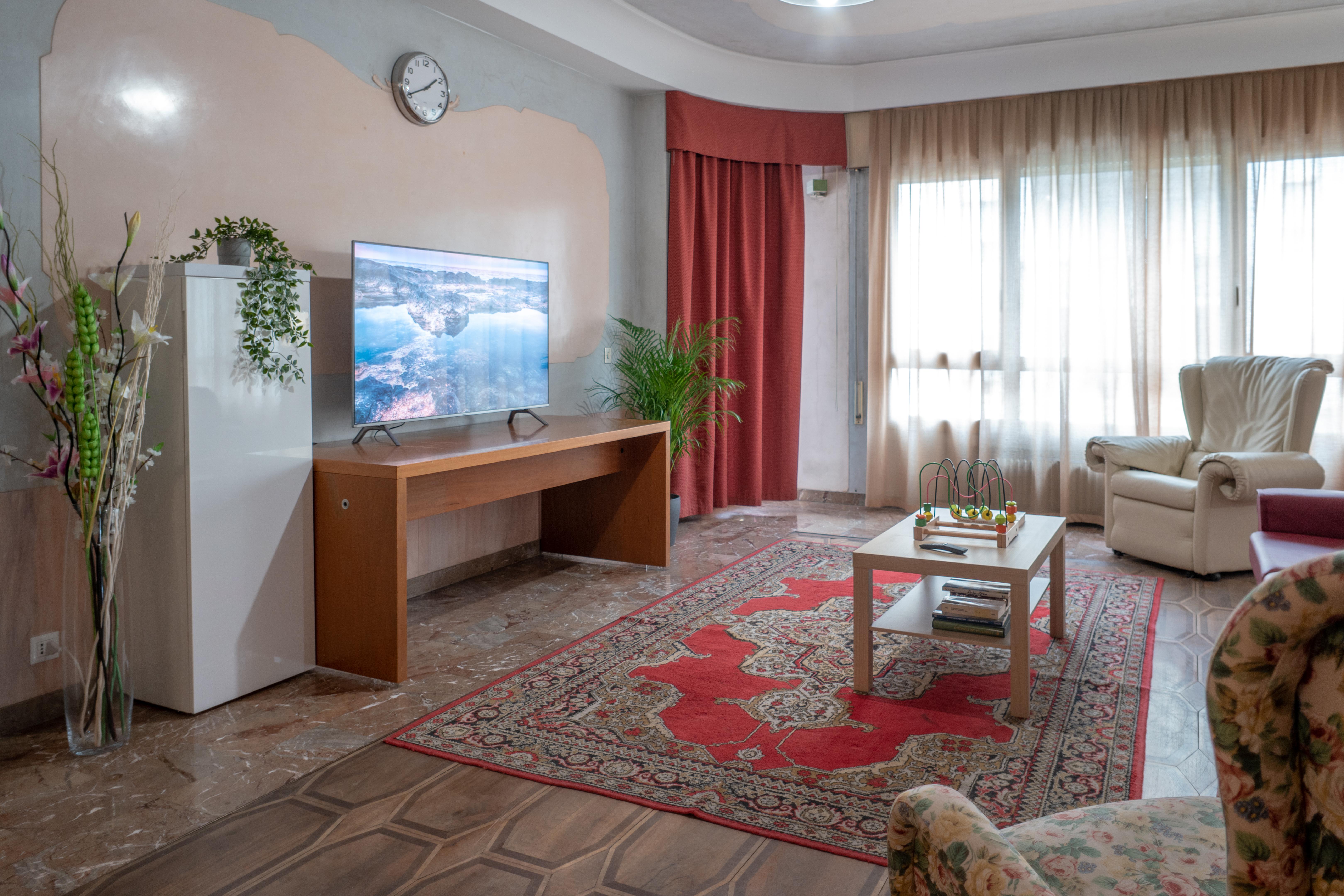Gasthof Train Station Venice - Atika & Atif Mestre